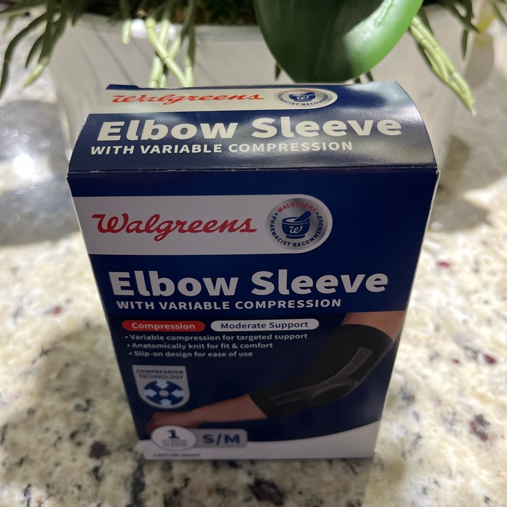 Black Elbow Sleeve with Adjustable Fit Elbow Support Compression
